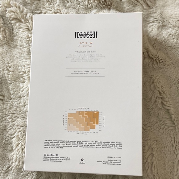 Wolford Ath_W Cheetah Leggings NWT - Picture 7 of 7